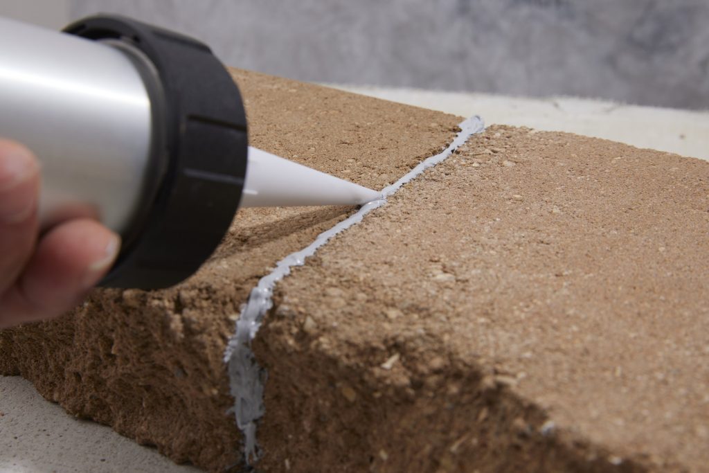 Climate Self-Leveling (SL) Adhesive/Sealant